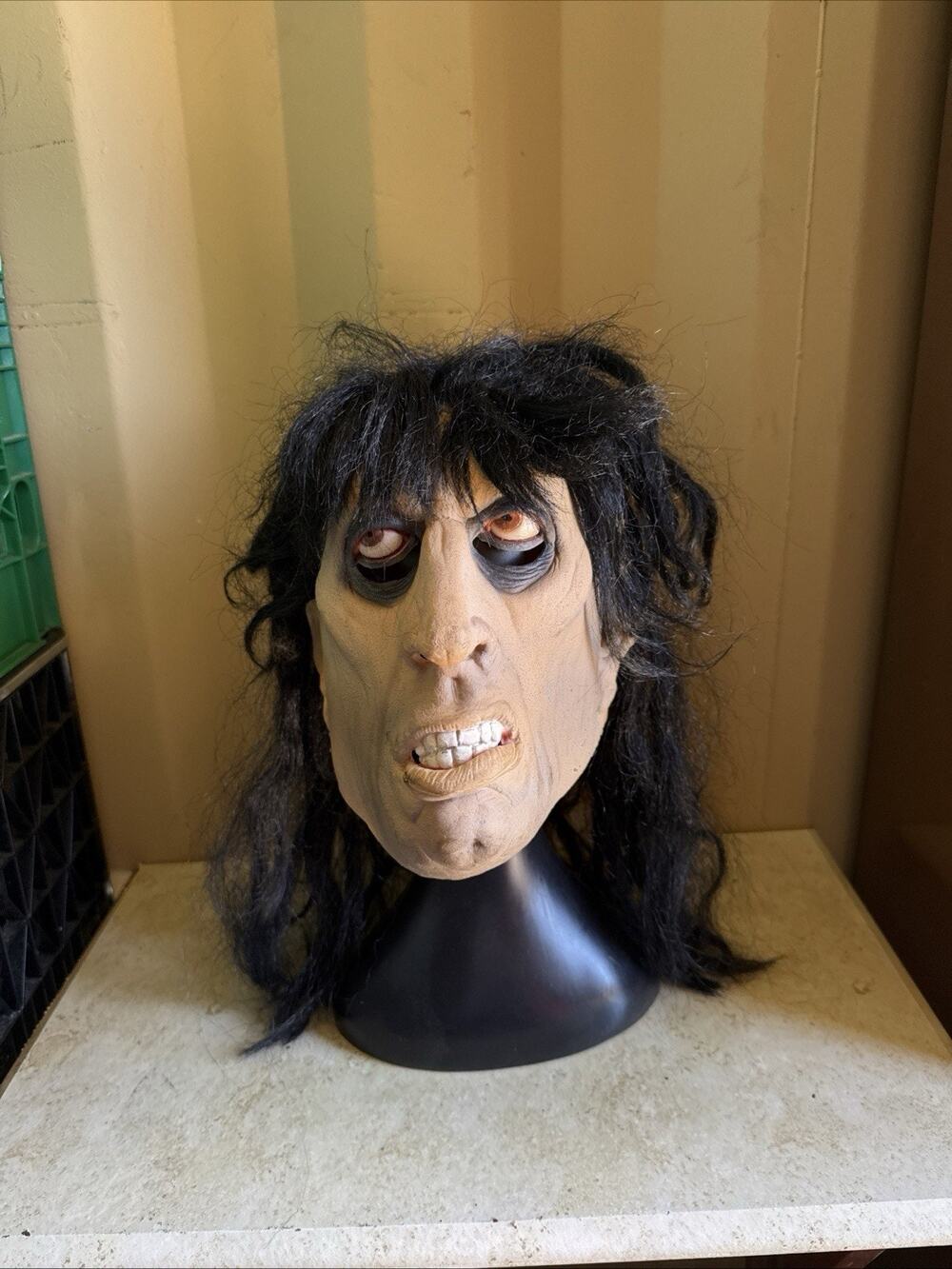 VTG 1998 Don Post Studios The Great Cover Up Latex Horror Mask Creepy Maniac